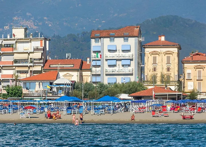 Hotel con tennis: Hotel Lungomare